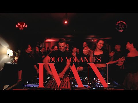 Hypnotic and Deep Techno Mix at Red Room 22 |S02E06| - IVAN (Duo Volantes)