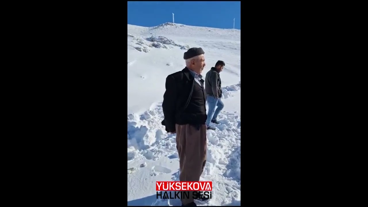 Hakkari'de mahsur kalan 30 kişi kurtarılmayı bekliyor