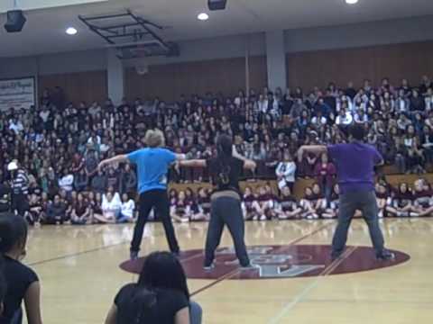 Pep Rally Performance from RBV Hiphop Club (Breakers, PUL53 Poppin, and Step)