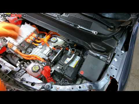 2017-2023 Chevrolet Bolt EUV: How to Replace the 12 Volt Battery | Step-by-Step Guide
