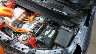 2017-2023 Chevrolet Bolt EUV: How to Replace the 12 Volt Battery | Step-by-Step Guide