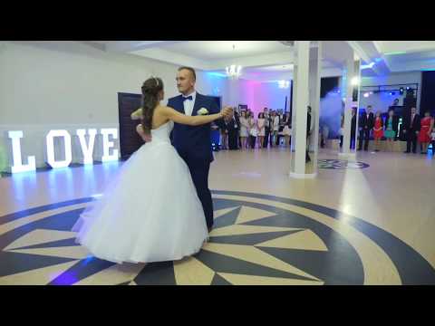 Pierwszy taniec Iwony i Karola