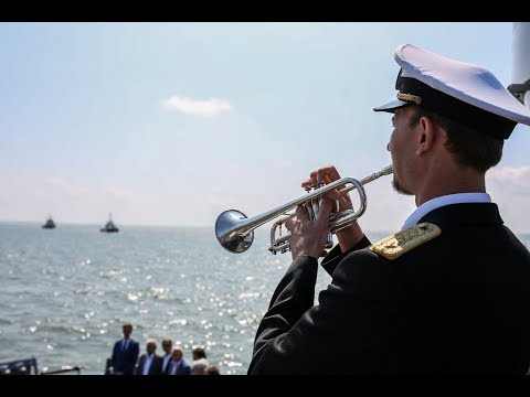 JŪROS ŠVENTĖ. ŽUVUSIŲJŲ JŪROJE PAGERBIMO CEREMONIJA