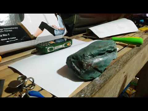 testing nephrite or jadeite Jade rock in the Philippines