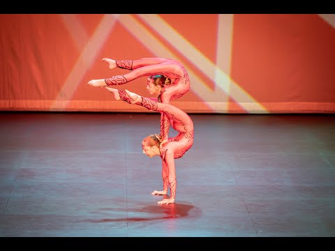 Duo Contortion Act   Jemma & Meaghan