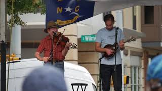 Mark Kuykendall, Bobby Hicks &amp; Asheville Bluegrass - We&#39;ll Meet Again Sweetheart