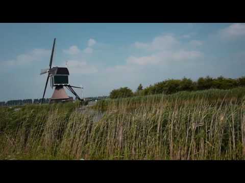 De vier molens te Groot-Ammers (passage)