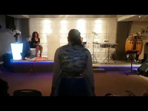 Ayudame, Dios estaba ahi, Yo vine adorar - Breidy Moronta