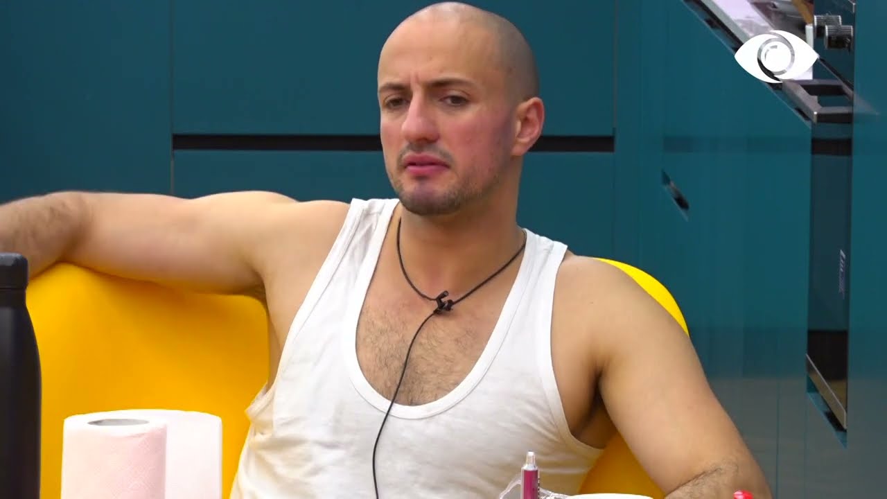 Më rri në distancë/ Kristi pyet Kiarën për Keisin