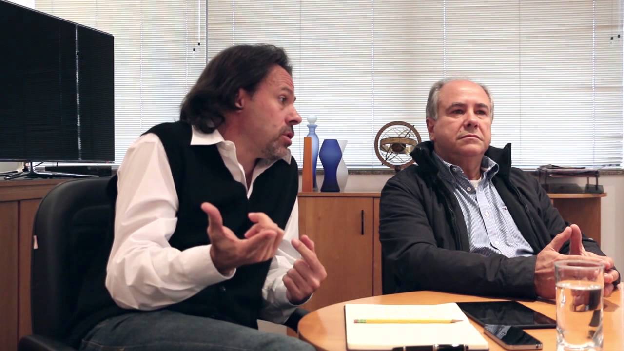 Do Giz ao Tablet: por que a tecnologia não revolucionou a educação