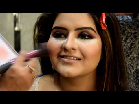 Bridal Makeup Artist portfolio by Wamika Bajaj Makeovers in Delhi - Photo 1 Bridal Makeup Artist portfolio by Wamika Bajaj Makeovers in Delhi - Photo 1