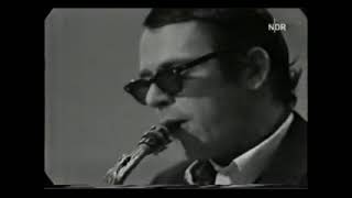 Music video thumbnail preview for Phill Woods - And When We're Young(dedicated to Bob Kennedy) 1968 by Phil Woods Quartet
