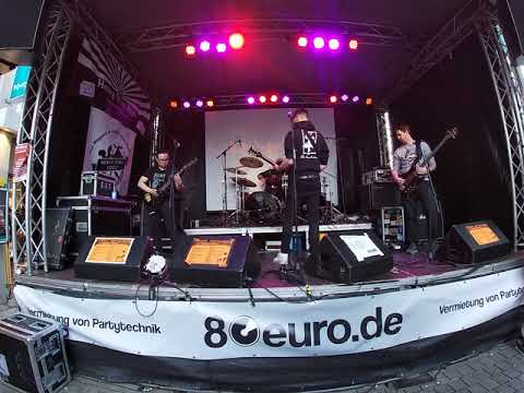 Beyond The Bullet - Mirrors live at Maiwoche OS
