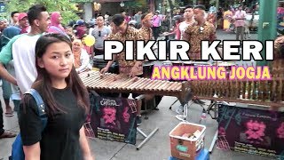 Download lagu PIKIR KERI - Angklung Malioboro CAREHAL (Pengamen Jogja Kreatif) Via Vallen PIKER KERI mp3
