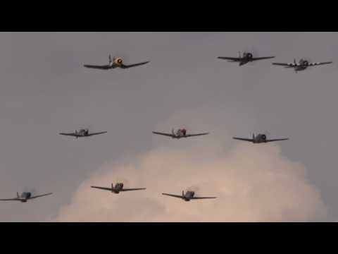 Massive Aircraft Formation 'The Balbo'  - Duxford Flying Legends 2017