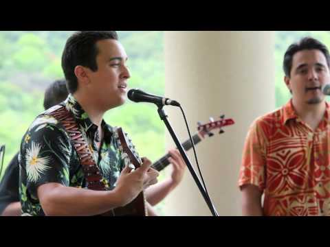 ManoaDNA - Sweet Embrace (HiSessions.com Acoustic Live!)