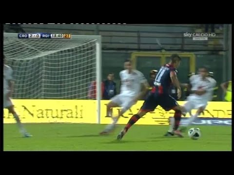 Crotone-Reggina 2-0. Stadio Ezio Scida lunedì 7 ottobre 2013