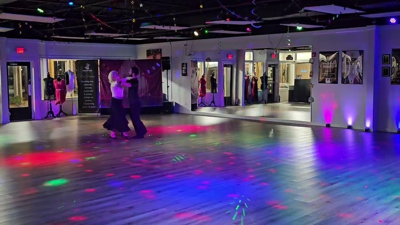 Magnificient Viennese Waltz by Leslie & Davy at Spotlight Night 2025