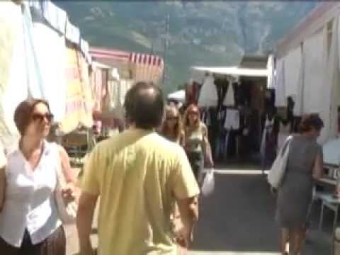 ONDA TG 28.07.2012 - MERCATO PROTESTE PER ASSENZA BAGNI PUBBLICI