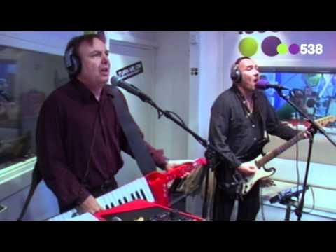 Radio 538: Time Bandits - Live it up (live bij Evers Staat Op)