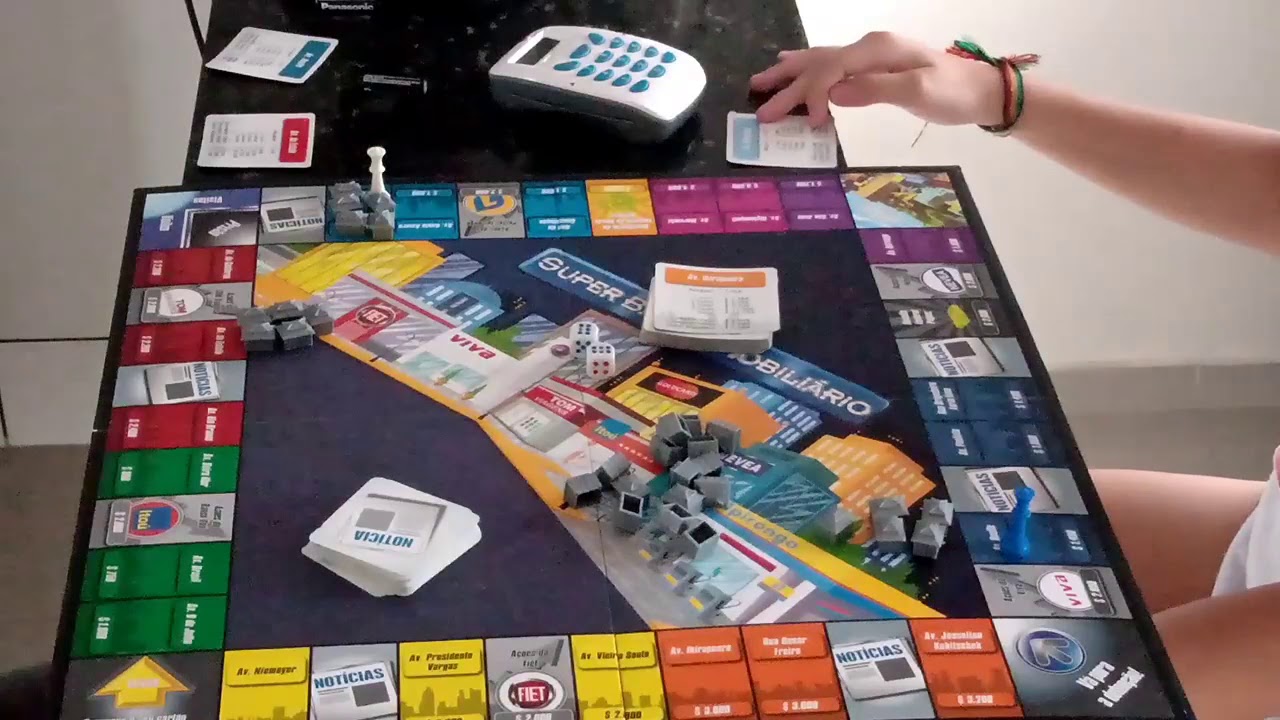 Watch Now APRENDENDO A JOGAR BANCO IMOBILIÁRIO #juntosnaquaresma APRENDENDO A JOGAR BANCO IMOBILIÁRIO #juntosnaquaresma