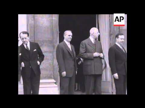 LUNCH AT THE ELYSEE PALACE - KARAMANLIS - DE GAULLE - NO SOUND