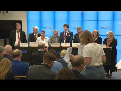 Tung KU-kritik mot regeringen - Nyheterna (TV4)