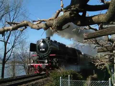 Classic Courier  unter Dampf ( 01 202 )  auf Südfahrt  -  20180322