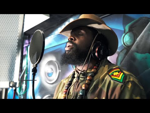 Da Fuchaman - Get Out Of My Way (Official Video)