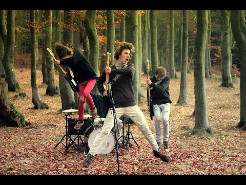 On the Roof - ON THE ROOF - Empty Box [Official Music Video]