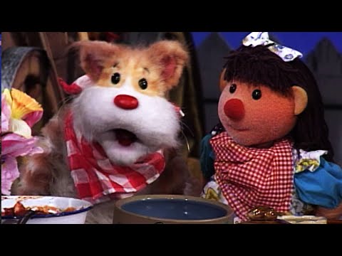 Thanksgiving | The Big Comfy Couch | Full Episode
