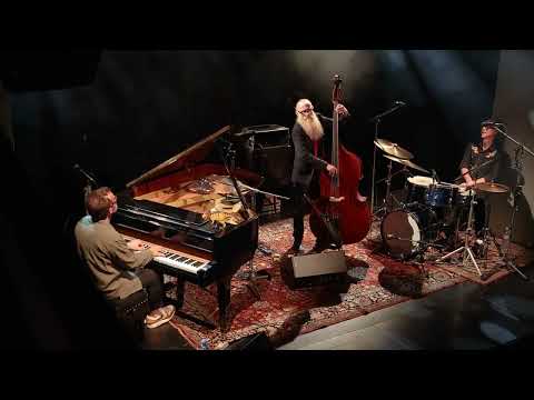 Neil Cowley Trio, CENTRAL MUO Olomouc, 22.5.2025