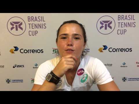 Gabriela Cé estreia nesta terça-feira em simples no Brasil Tennis Cup