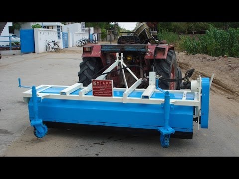 Hydraulic road sweeper