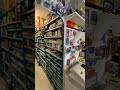 1141845 Stort lager av reservdelar och tillbehör till USA-bilar m.m. }}