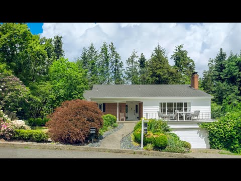 Newly remodeled Beautiful Traditional Ranch home in Lincoln's school district! property video