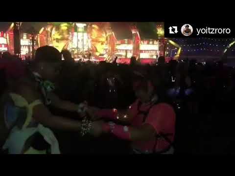 EDC 2019 Son teaches Mom how to Shuffle