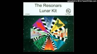 Music video thumbnail preview for THE RESONARS- Flood Lamp Eyes by The Resonars