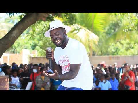 Actuação de King Nevez-B no dia internacional contra a violência baseada no género ( Confira )