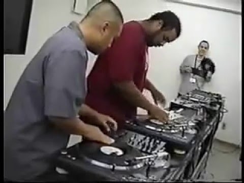 D Styles & Ricci Rucker Skratching