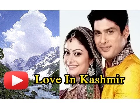 download lagu mp3 mp4 Anandi And Jagya Honeymoon, download lagu Anandi And Jagya Honeymoon gratis, unduh video klip Anandi And Jagya Honeymoon