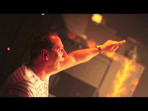 Mist Club, Johan Gielen