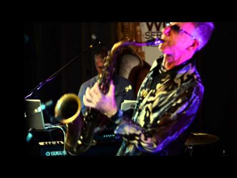 Snake Davis - Yakety Sax Live