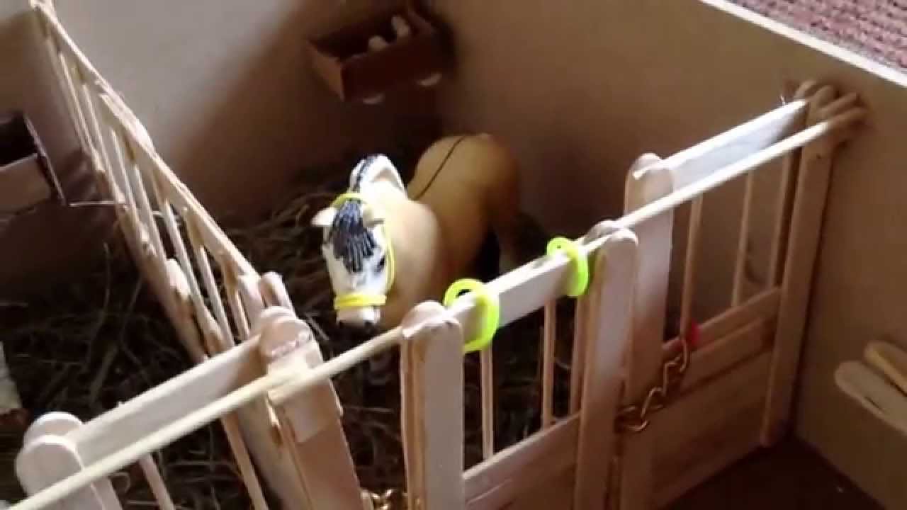 NIEUWE SCHLEICH STAL! || manege 't gouden paard