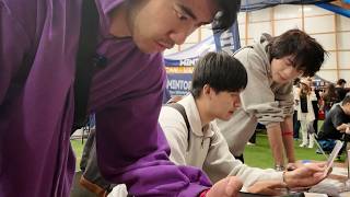 E-READERS FOR OUR PONCHO?!