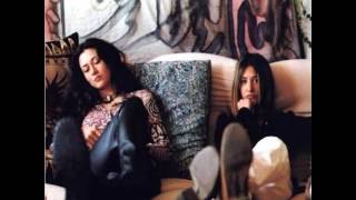 Por ti - Ella Baila Sola.