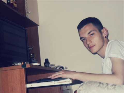 Taha Sıtkı- Kayboldu Dünüm