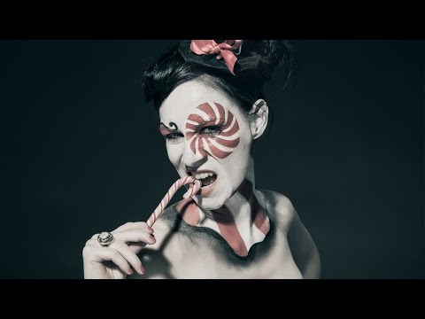 METALLSPÜRHUNDE - Kalaschnikow-Liebe (Official Lyrics Video) | darkTunes Music Group