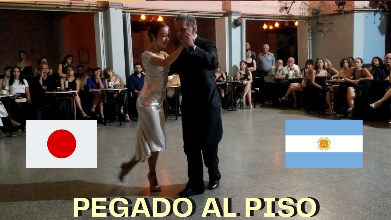 Tango pegado al piso. Nany Peralta Argentina, Yuka Robe Japon. La Chiflafa milonga