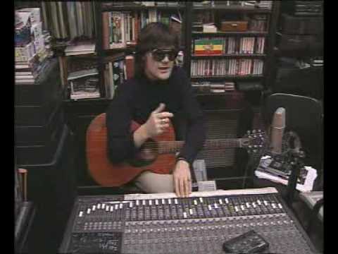 Nick Laird Clowes is Trashmonk (the documentary)